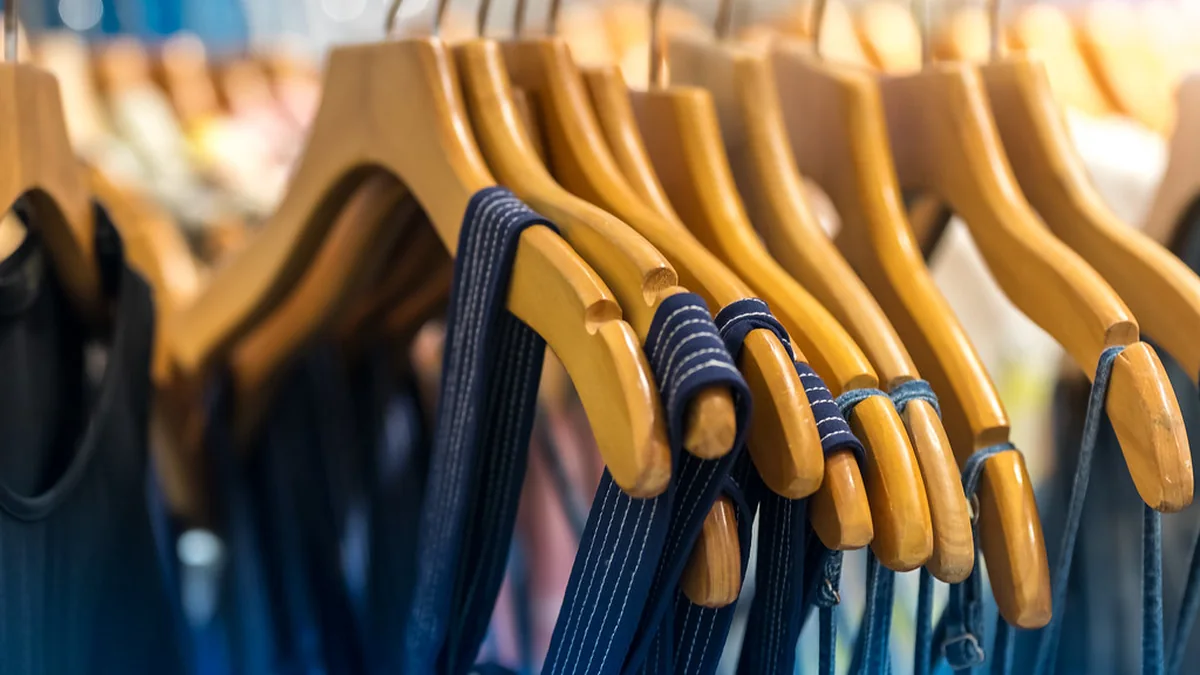 Style Mistakes That Make Basic Outfits Feel Off featured image