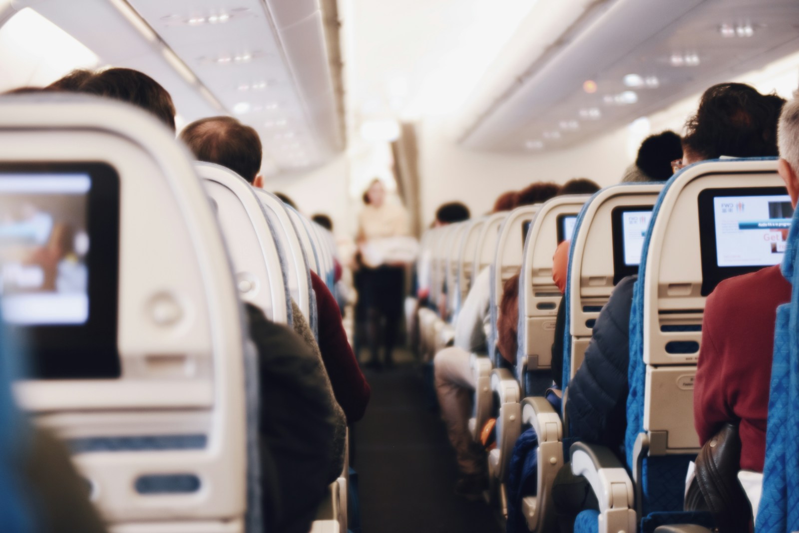 In-Flight Munchies: The Best Travel Snacks I Always Pack